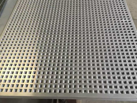 方孔冲孔网